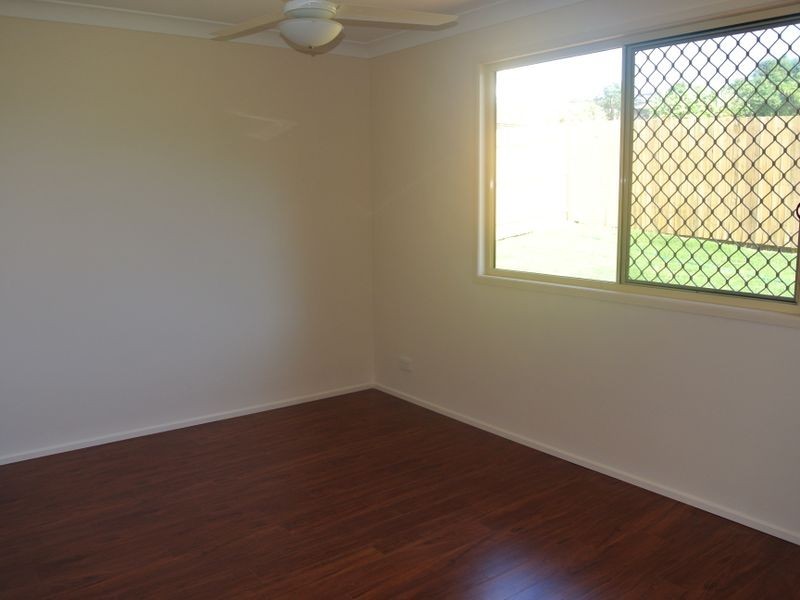 26 Laurel St, Russell Island QLD 4184