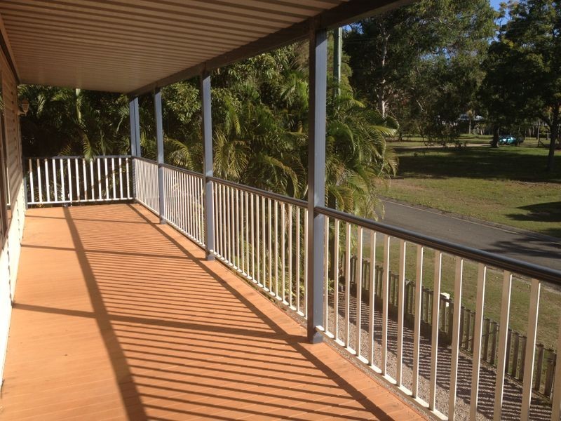 12 Guthrie St, Russell Island QLD 4184