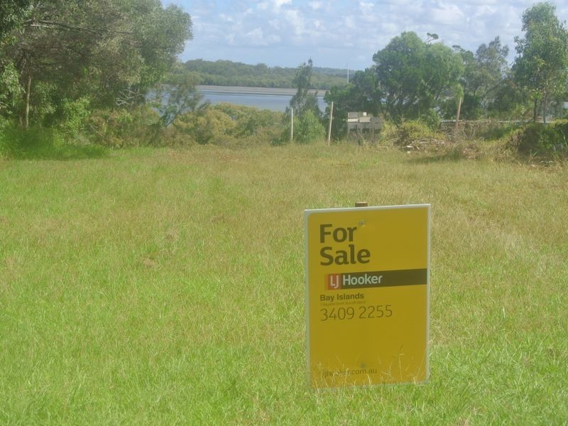 152 canaipa Point Drive, Russell Island QLD 4184