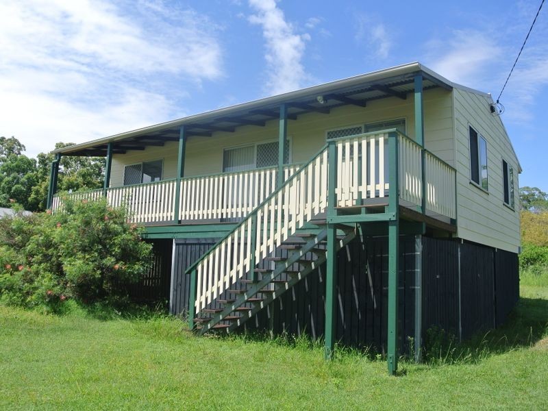 32 Woomera St, Russell Island QLD 4184