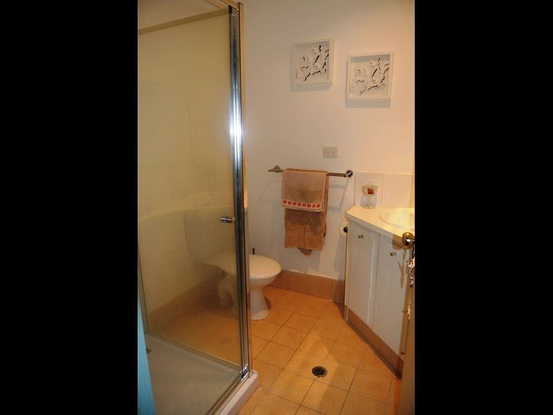 8 Catamaran, Russell Island QLD 4184
