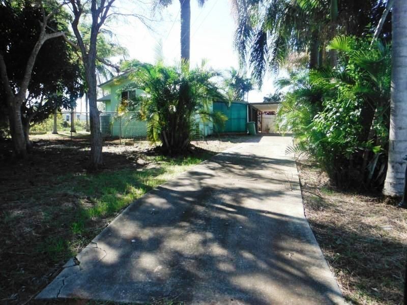 12 Carnation Dve, Russell Island QLD 4184