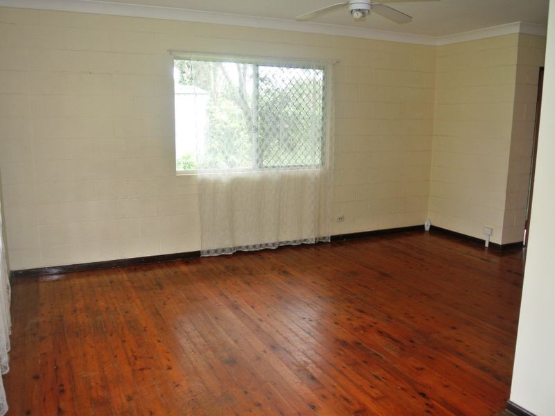 12 Carnation Dve, Russell Island QLD 4184