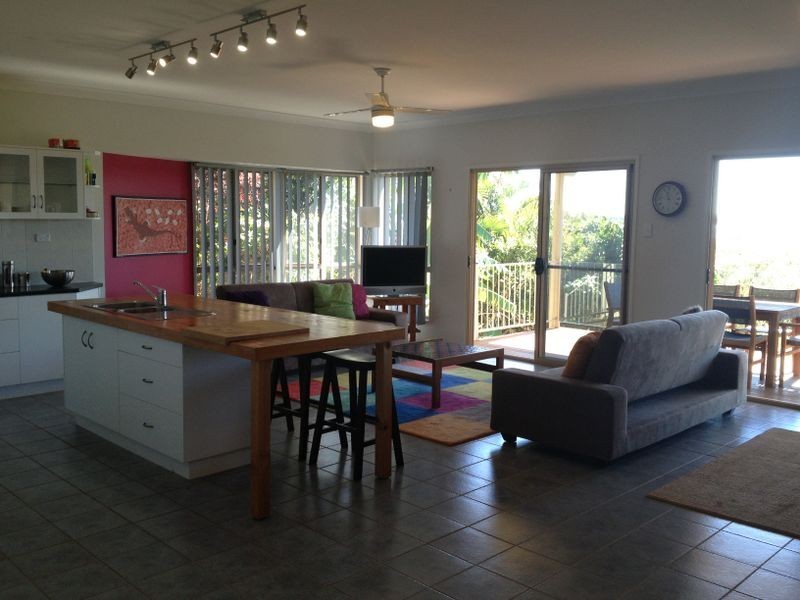 35 Bay Dve, Russell Island QLD 4184