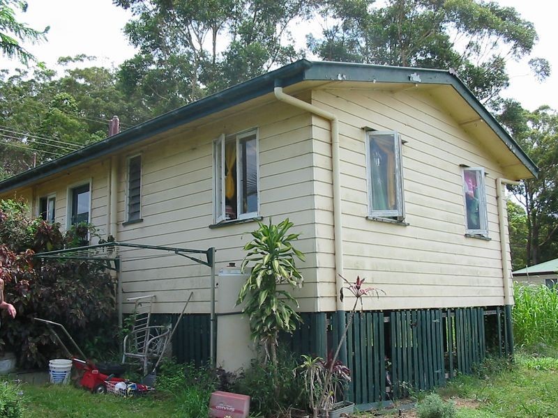 15 Jackson Rd, Russell Island QLD 4184