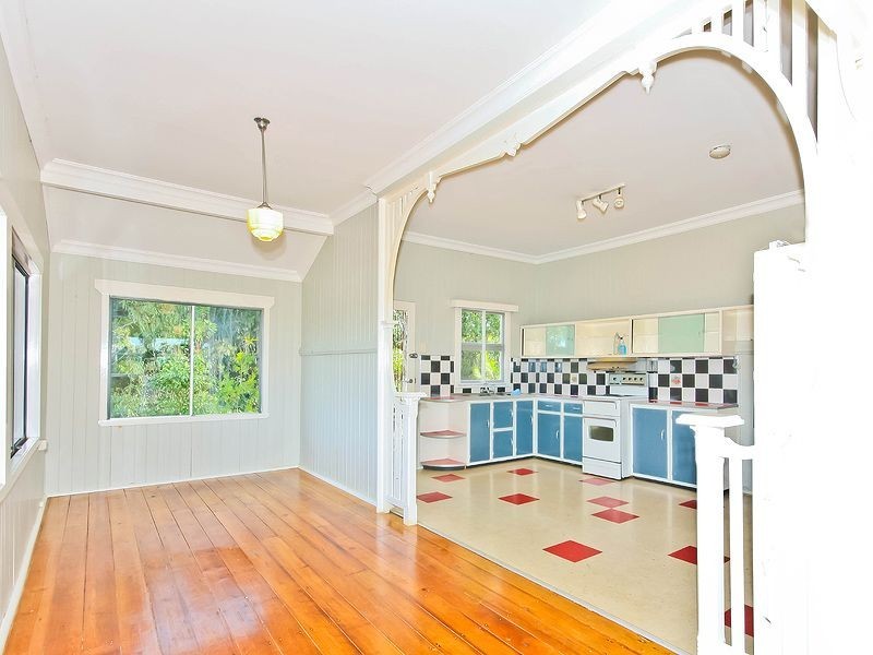 38 Leichhardt Tce, Russell Island QLD 4184