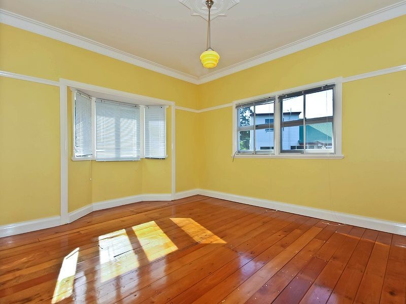 38 Leichhardt Tce, Russell Island QLD 4184