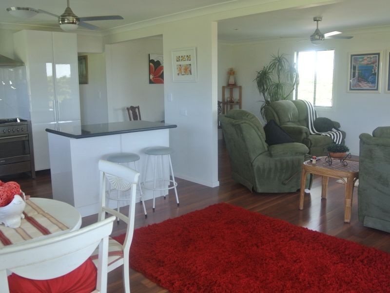 19 Canaipa Point Dve, Russell Island QLD 4184