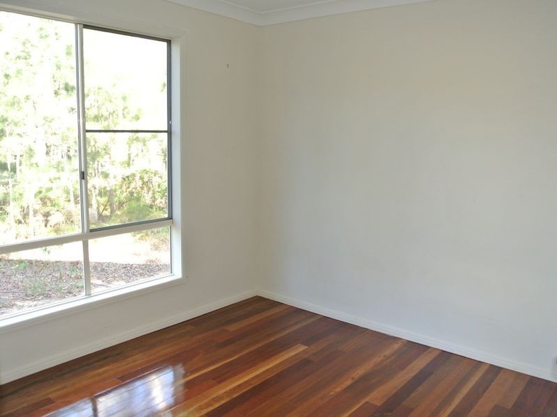 11 Saturn Street, Russell Island QLD 4184