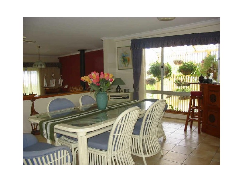 56 Crescent Drive, Russell Island QLD 4184
