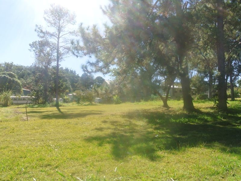 11 Anne St, Russell Island QLD 4184