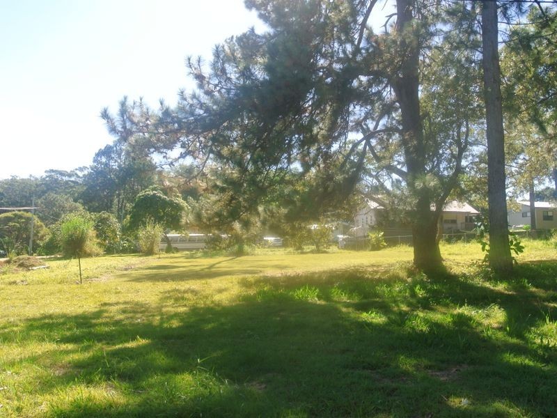 11 Anne St, Russell Island QLD 4184