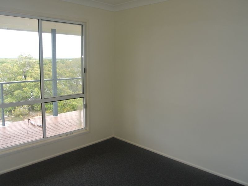 148 Palm Beach Rd, Russell Island QLD 4184