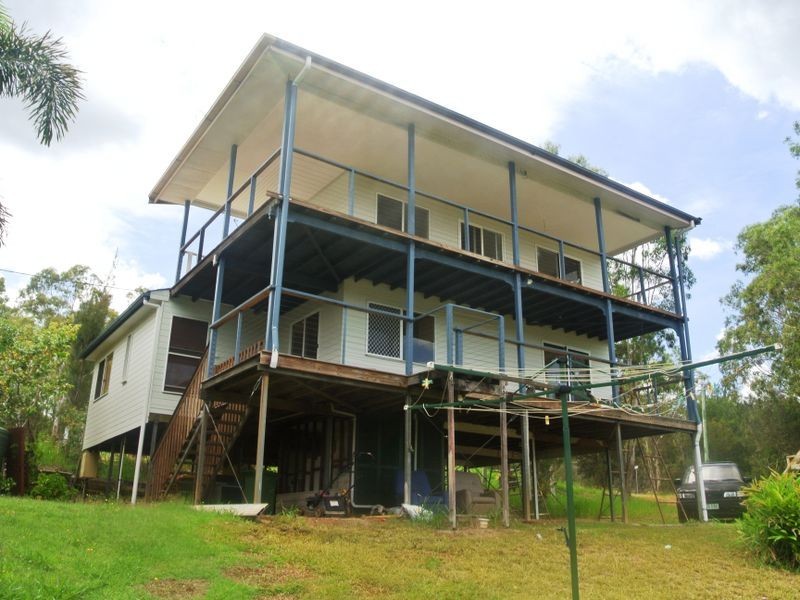 148 Palm Beach Rd, Russell Island QLD 4184