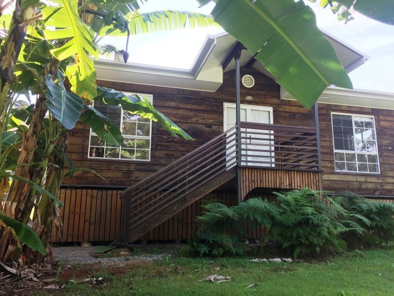 41 Taylor St, Russell Island QLD 4184