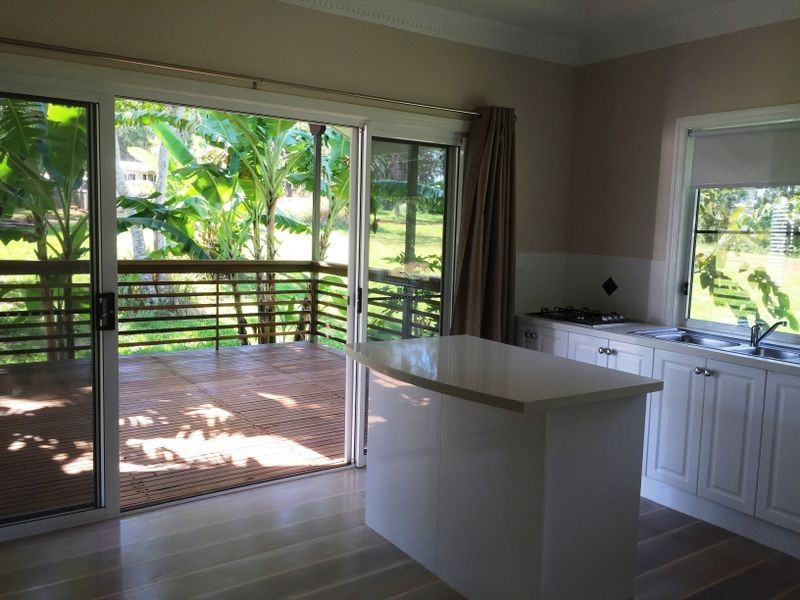 41 Taylor St, Russell Island QLD 4184