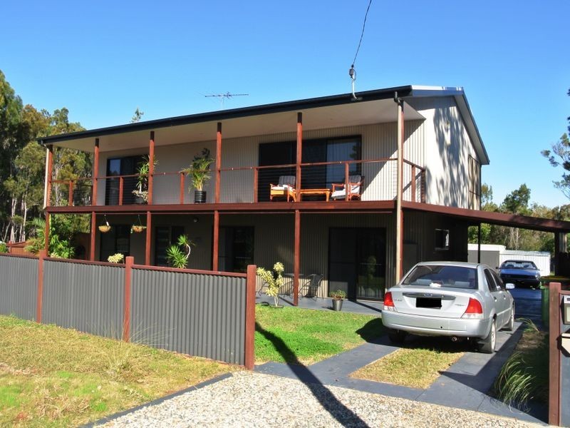 10 Bay Dve, Russell Island QLD 4184