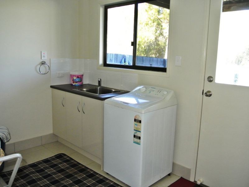 10 Bay Dve, Russell Island QLD 4184