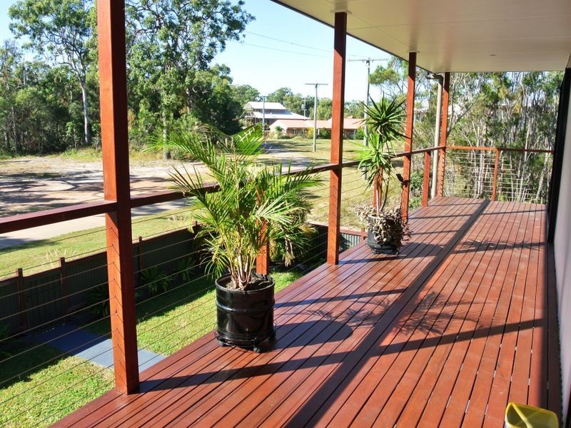 10 Bay Dve, Russell Island QLD 4184