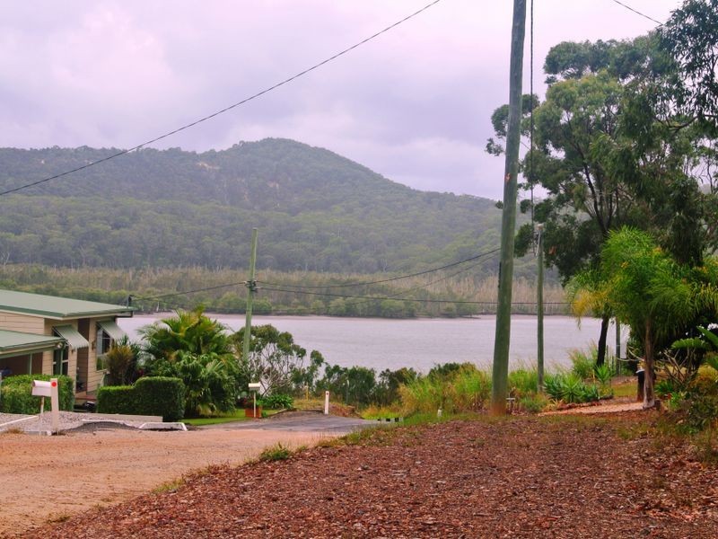 60 Seaward Dve, Russell Island QLD 4184