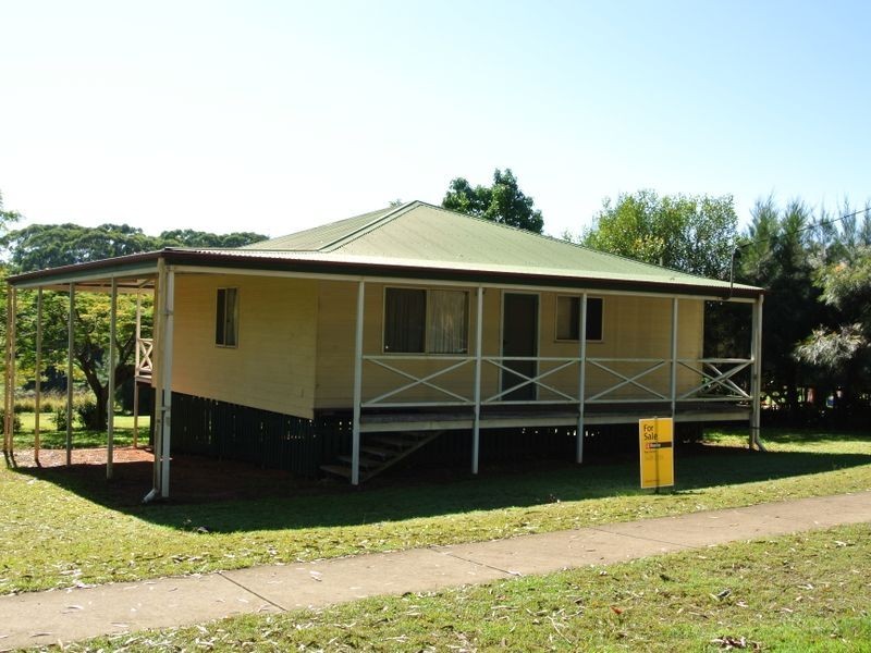 19 Jackson Rd, Russell Island QLD 4184