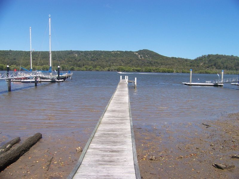 91 Wahine Dve, Russell Island QLD 4184