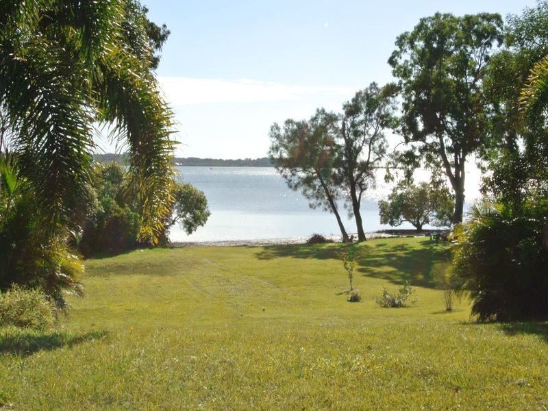 73 Canaipa Point Dv, Russell Island QLD 4184