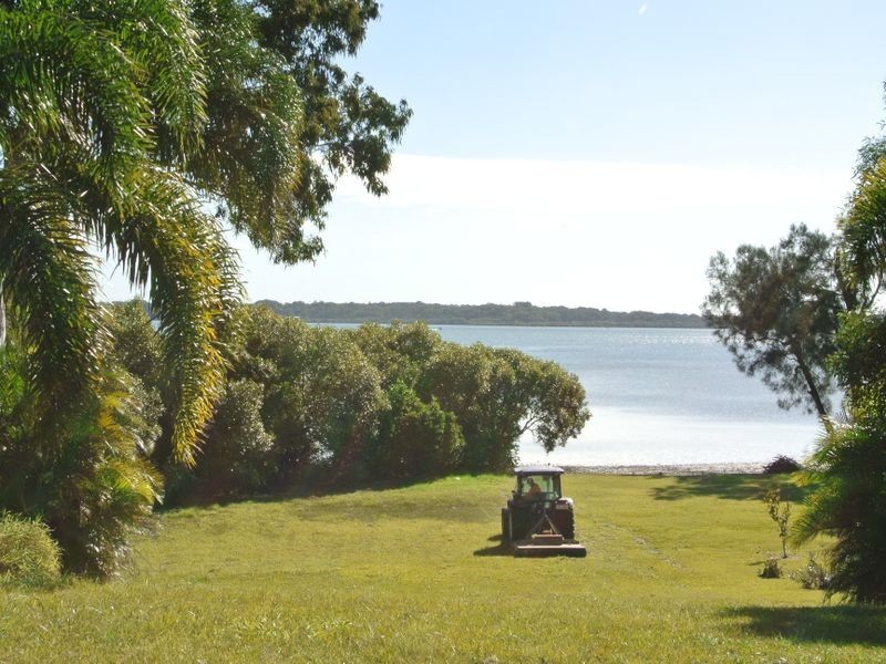 73 Canaipa Point Dv, Russell Island QLD 4184