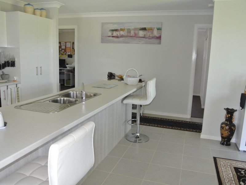 3 Hakea Street, Russell Island QLD 4184