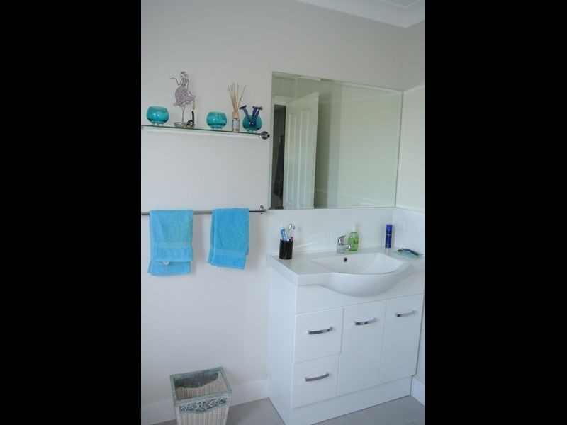 3 Hakea Street, Russell Island QLD 4184