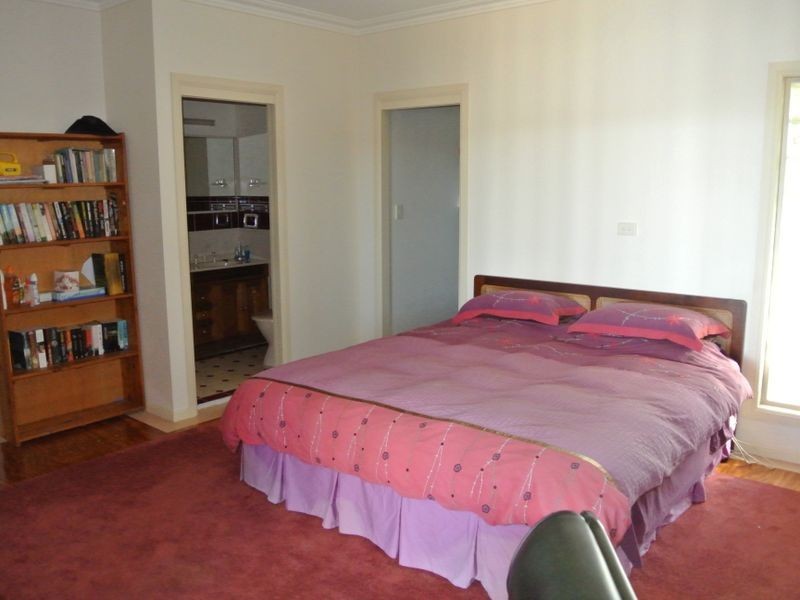 102 Crescent Dve, Russell Island QLD 4184