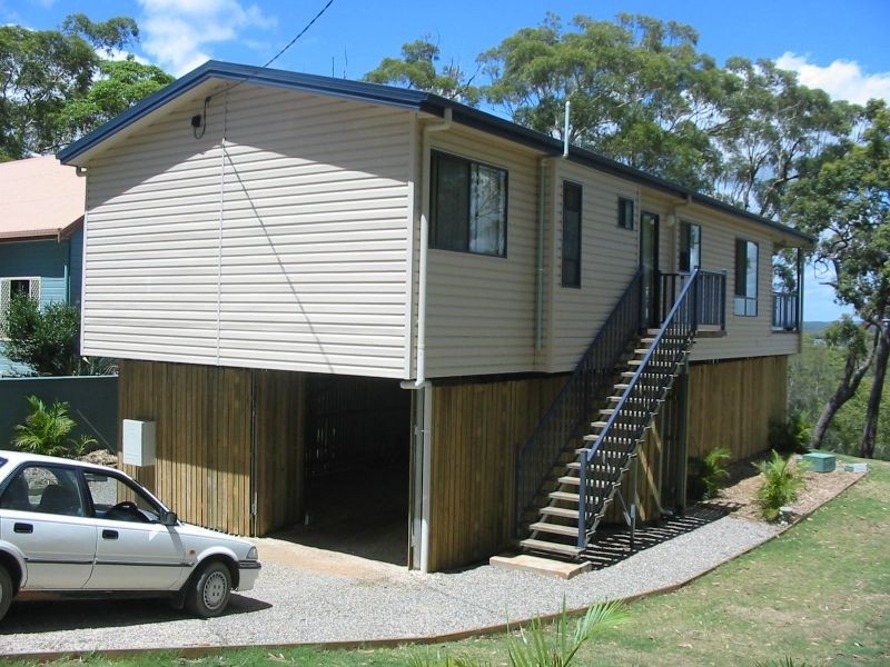 42 Deenya Pde, Russell Island QLD 4184