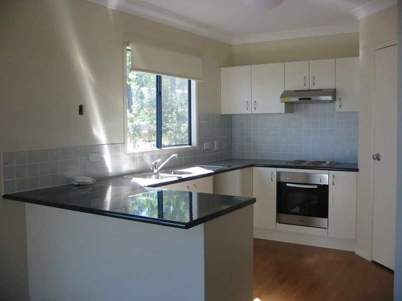 42 Deenya Pde, Russell Island QLD 4184