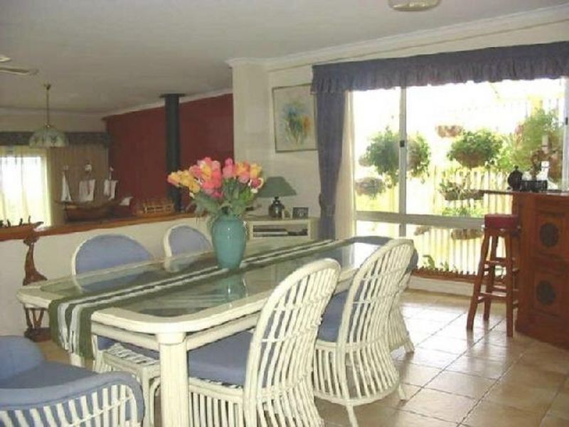 56 Crescent Dve, Russell Island QLD 4184