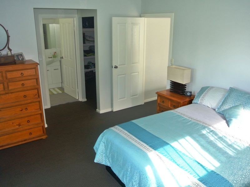 3 Hakea St,, Russell Island QLD 4184