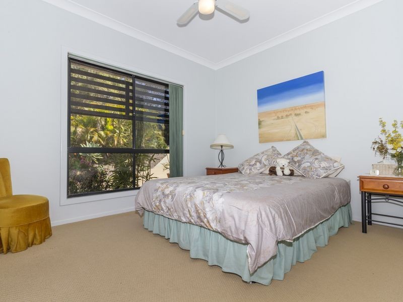 15 Island View Rd, Russell Island QLD 4184