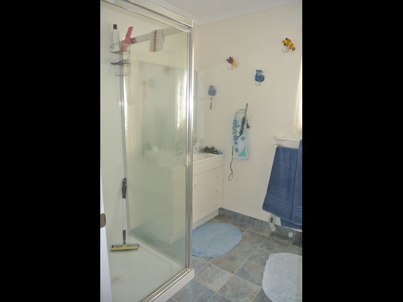 27 Toolona Ave, Russell Island QLD 4184