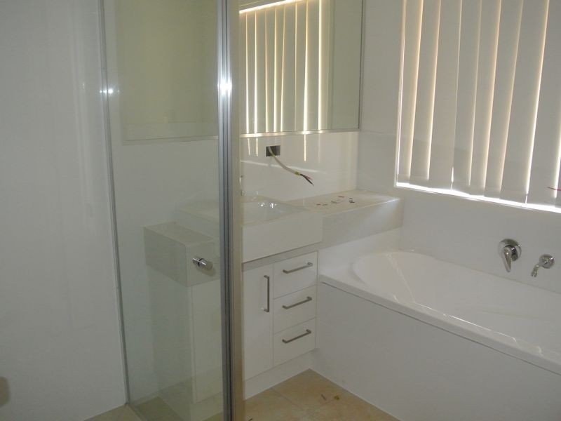 13 Web St, Russell Island QLD 4184