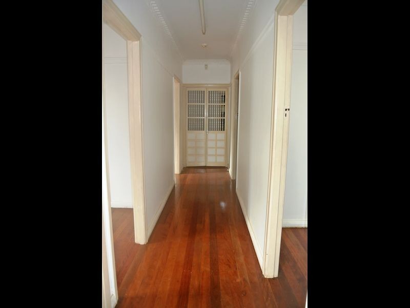 17 Dempsey St, Russell Island QLD 4184