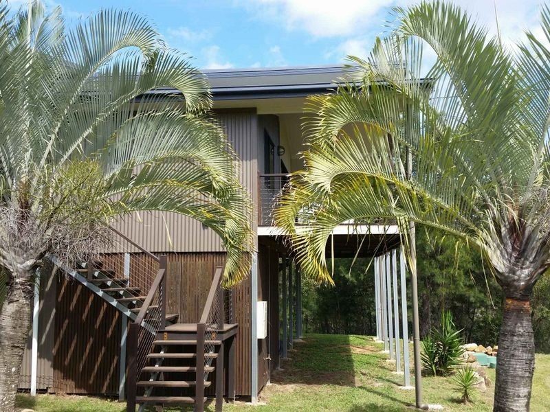 36 Tenanne St, Russell Island QLD 4184
