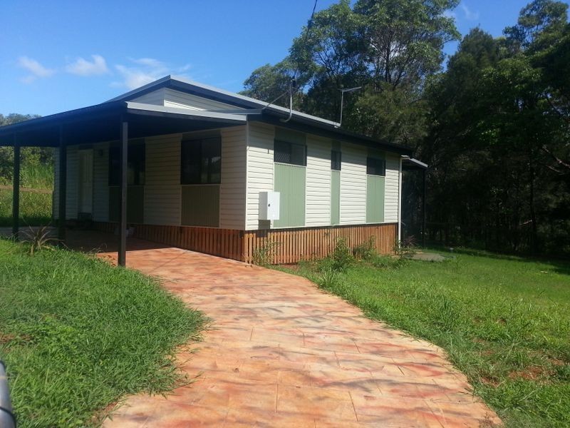 12 Roebuck Rd, Russell Island QLD 4184