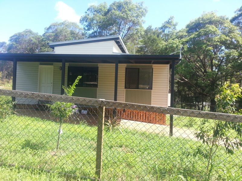 12 Roebuck Rd, Russell Island QLD 4184