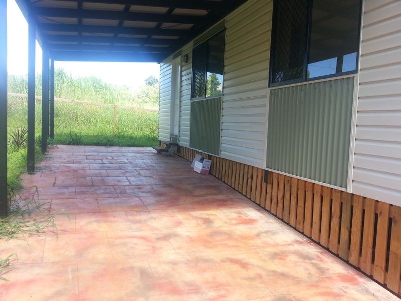 12 Roebuck Rd, Russell Island QLD 4184