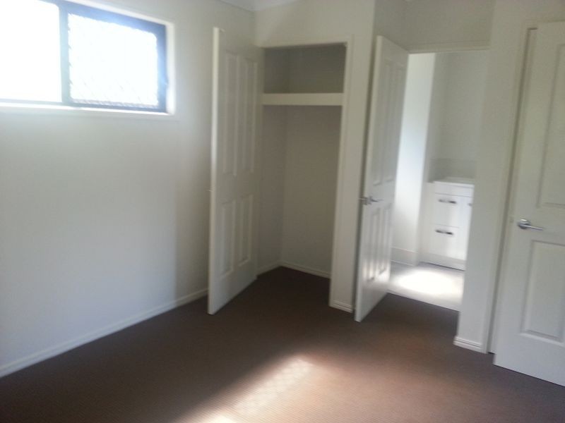 12 Roebuck Rd, Russell Island QLD 4184