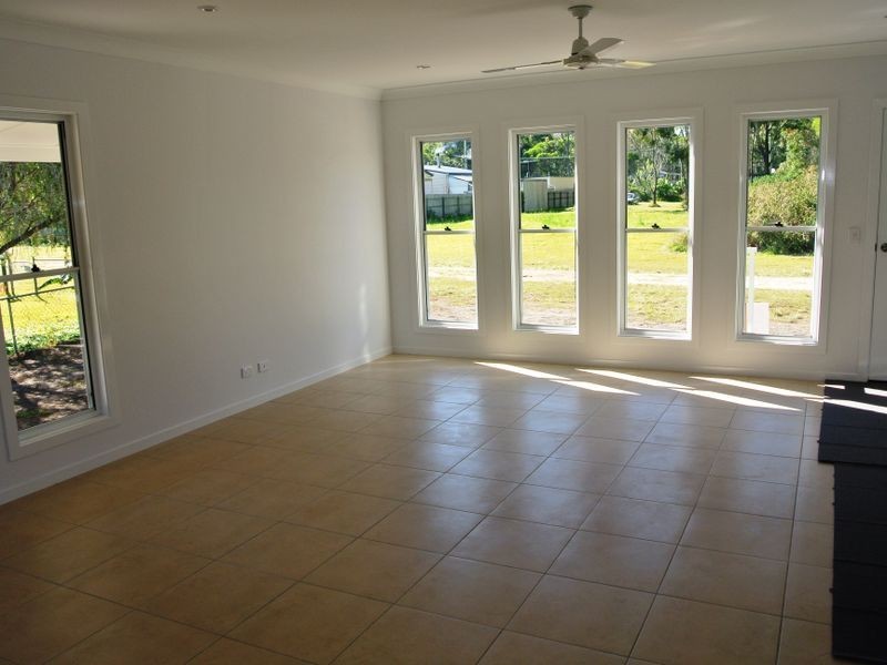 22 Wakehill Rd,, Russell Island QLD 4184