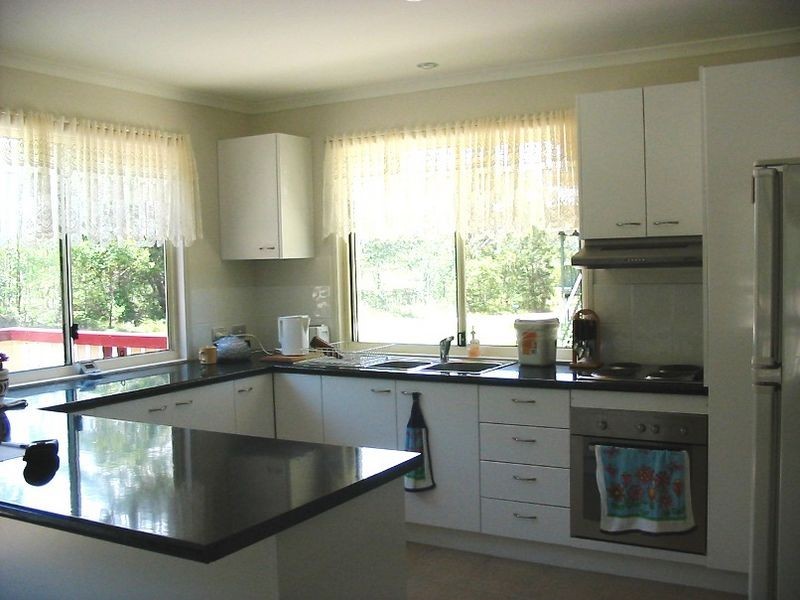 10 Hunters Road, Russell Island QLD 4184