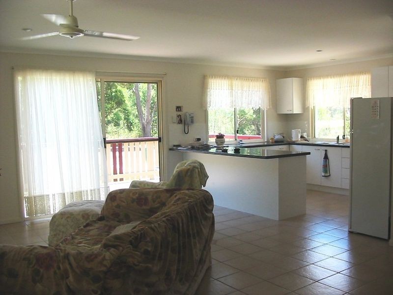 10 Hunters Road, Russell Island QLD 4184