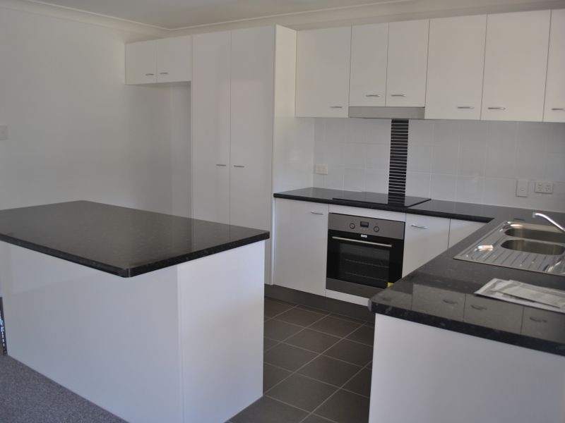 2 Crystal Street, Russell Island QLD 4184