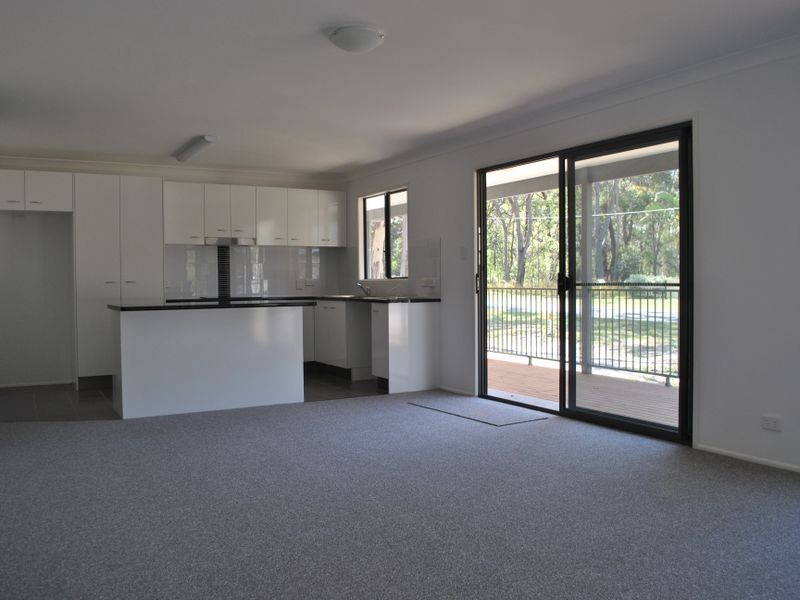 2 Crystal Street, Russell Island QLD 4184