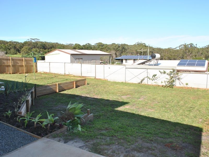 5 Elm St, Russell Island QLD 4184